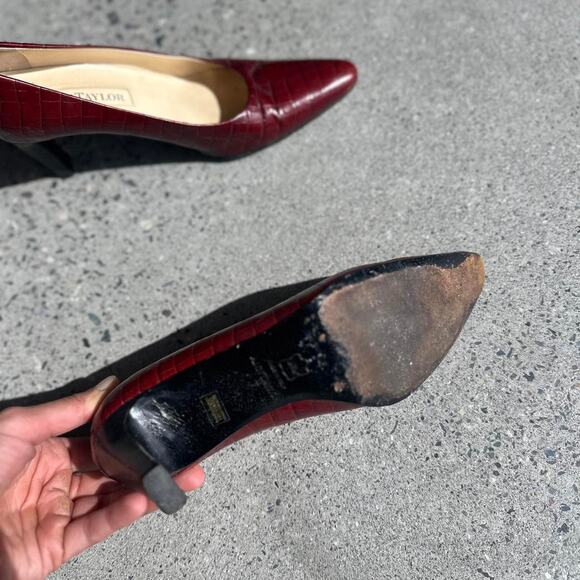 Ann Taylor Women's 7 Pumps Red Snakeskin Block Heel Pump Heel 90s Vintage - Picture 2 of 2